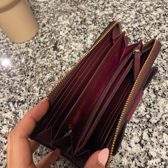 Kate Spade Wallet - Picture 2 of 3